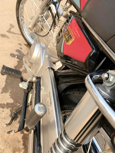 Honda bike 125 CG WhatsApp O3/283776/361