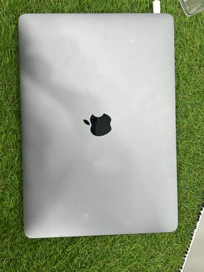 Macbook Pro 2016 16/512gb excellent battery