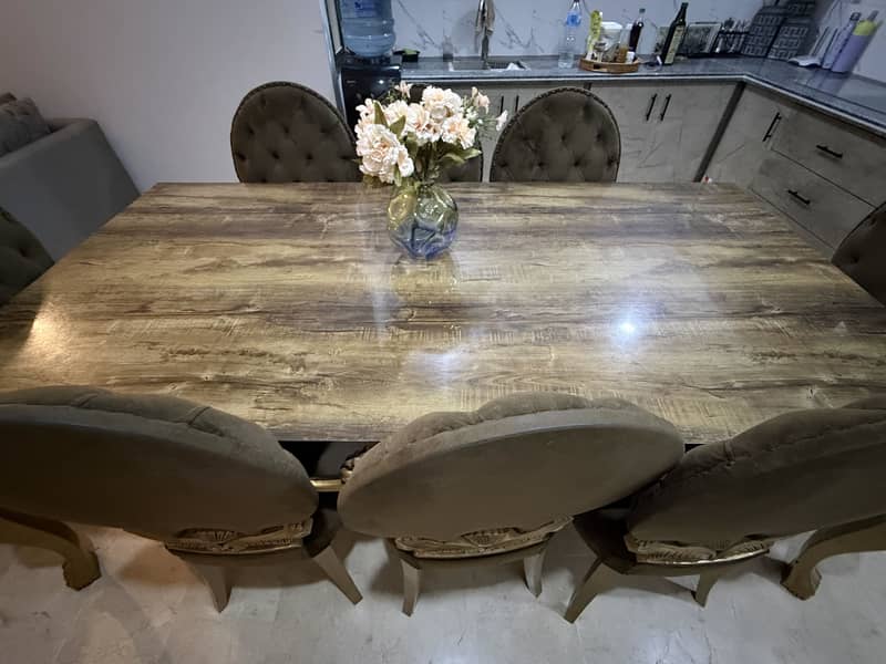 Dining table 8 seater 1