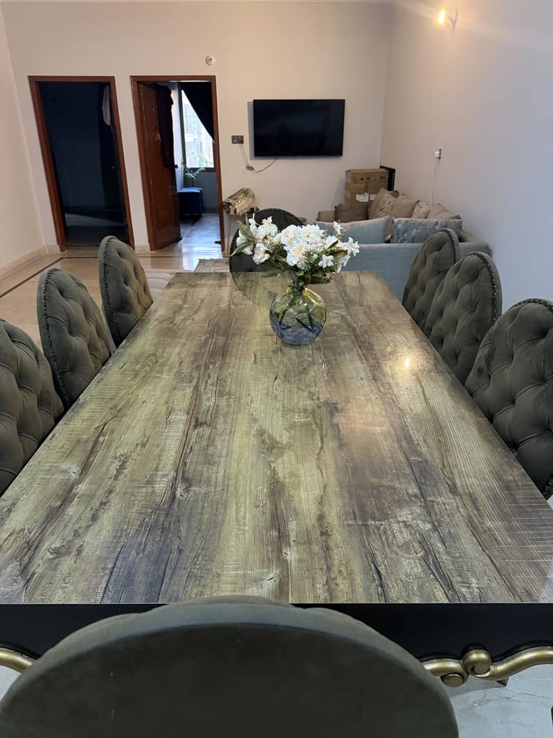 Dining table 8 seater 3