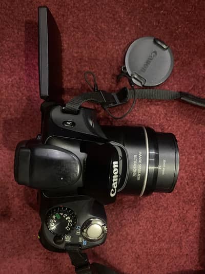 Canon Powershot SX-40 HS with complete Accessories and Box up for sale