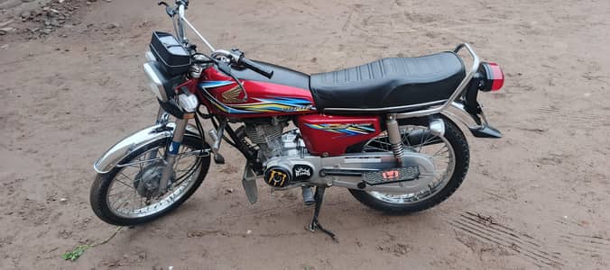 Honda 125 hy boht achi halt hy