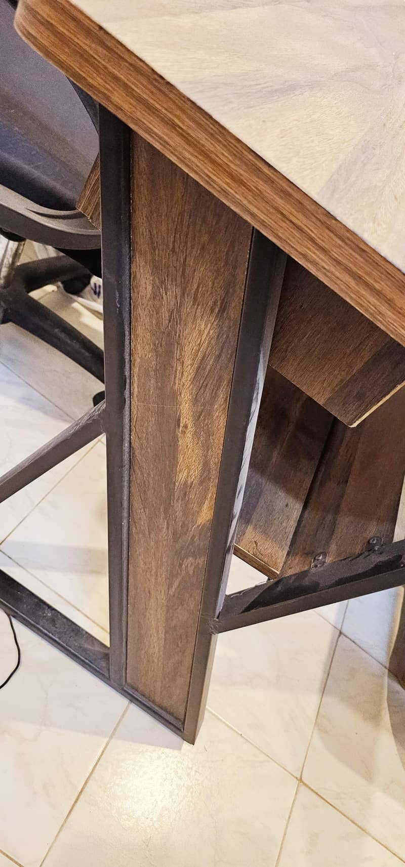 Executive table | Staff Table | Laser printer | Chairs | Sofa set 5