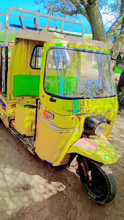 lodar Riksha Taz Raftar