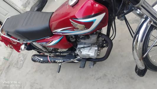 Honda ,125 ,15 model