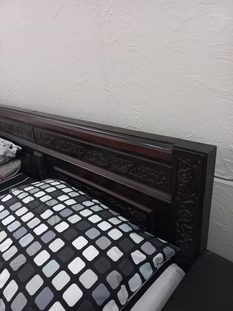 Chinyooti bed 1