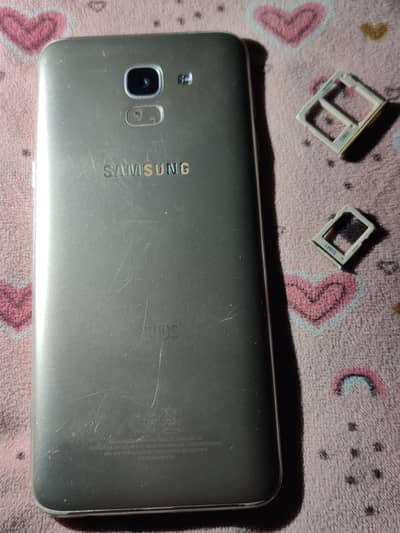 Samsung j6 3 gb Ram 32 gb ROM  pta official approved03164439972whatsup