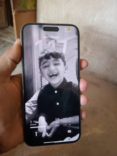 I phone 15 pro max 256 factory unlock