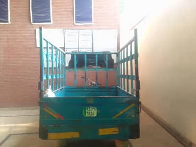 Suzuki louding rickshaw