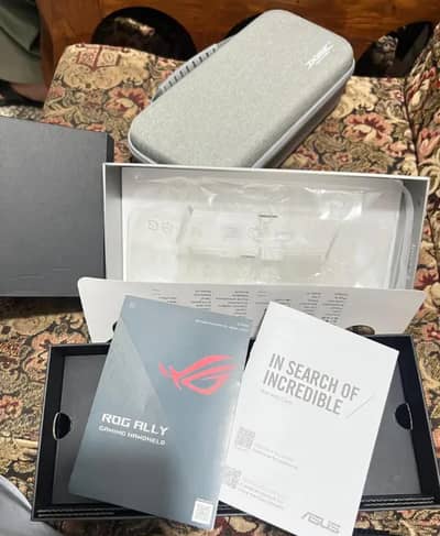 Asus Rog ally z1 extreme deliver ho jaega03244025827