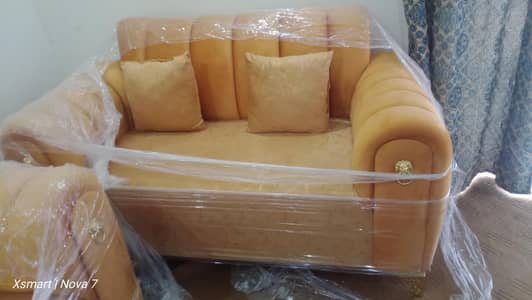 urjent sale bilkul brand new ha. . 2 den phly lliye ha.