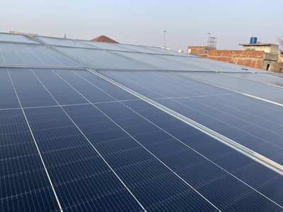 Jinko 585 watt N type bificial