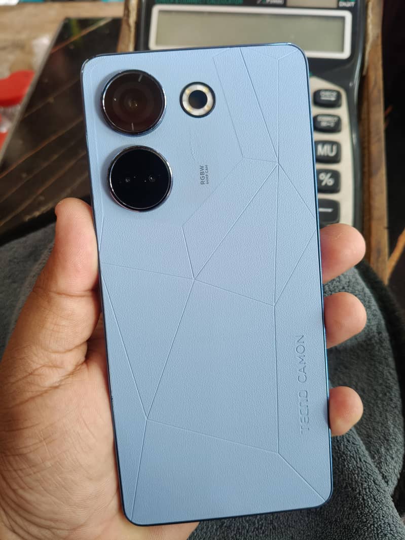 Tecno camon 20 0