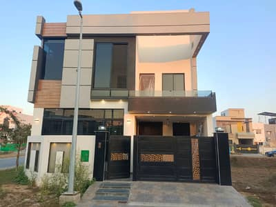 Corner Facing Park 5 Marla Owner Build House For Sale