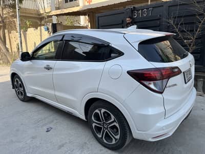 Honda Vezel 2014 Model
