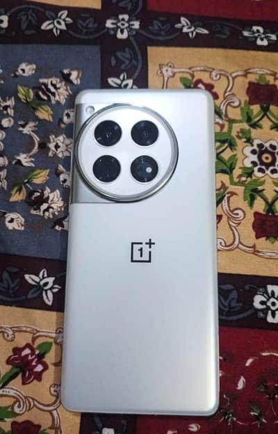 one plus 12 16gb 512gb