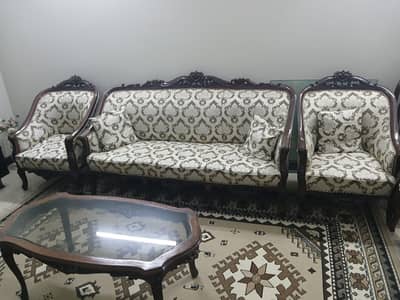 sofa set 8 seater good as new only used 2 months