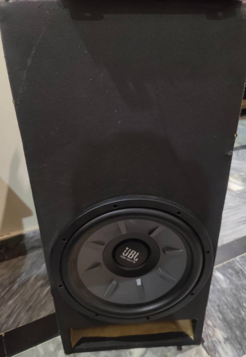 JBL baser & Solid audio Amp 1
