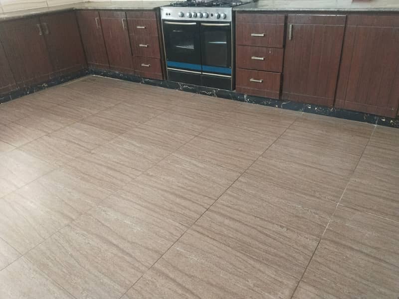 Upper portion for rent 8