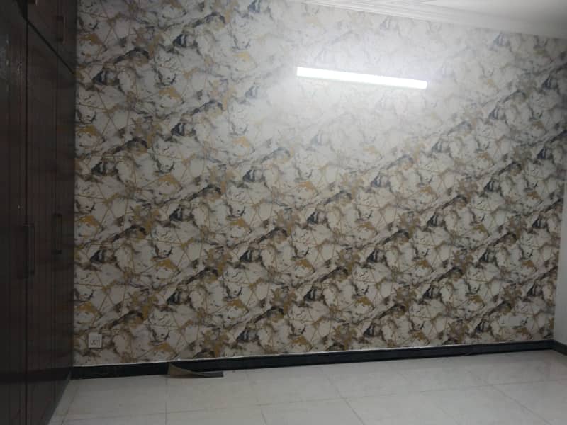 Upper portion for rent 18