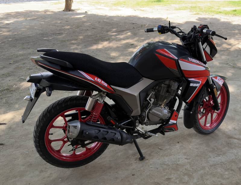 Unique Tornado 150cc 1