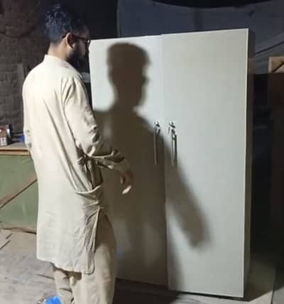 5 foot long wardrobe