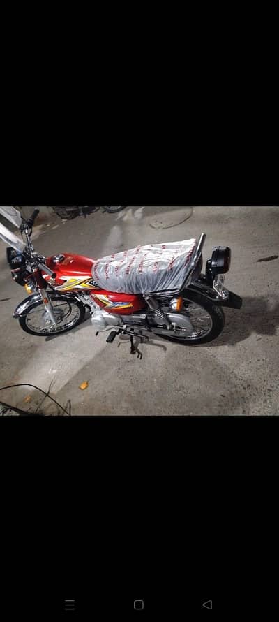 A one condishon Bhut kum chali hi urgent sale behtren condeshon