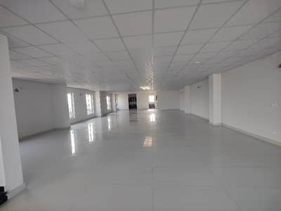 BRAND NEW FLOOR FOR, PARKING, LIFT, M/F WASHROOMS FOR RENT