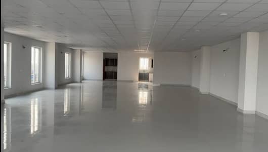 BRAND NEW COMMERCIAL HALL, PARKING, M/F WASHROOMs, NEAR EMPORIUM MALL, ORIGINAL PICTURES