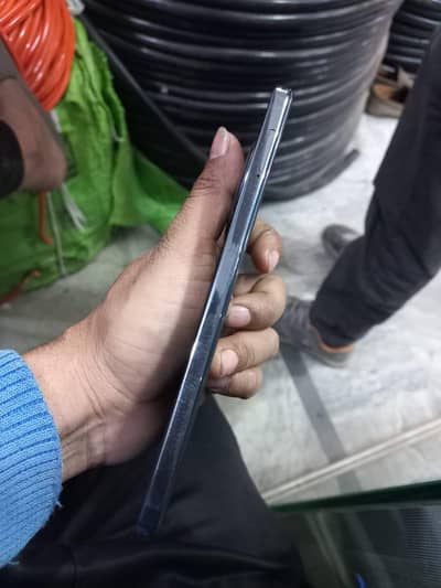 camon 30 12GB 256 GB