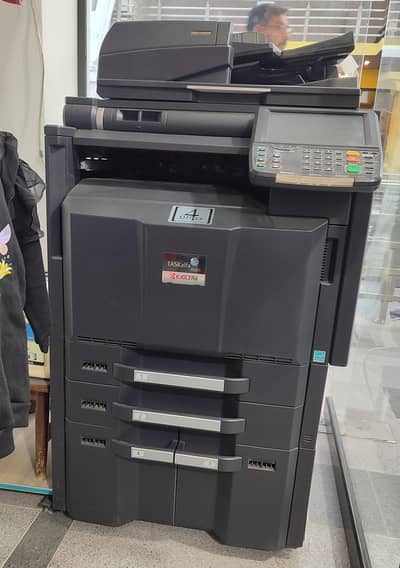 Photo State Machine Kyocera 4500i with Lamination Machine & Cutter