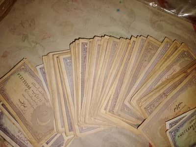 Lot for sale  1rs 1000 notes   2rs 140 notes. . .  2150rs