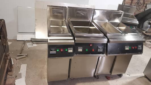 Deep Fryer / breading tables / Shawarma counters / Fast food steup