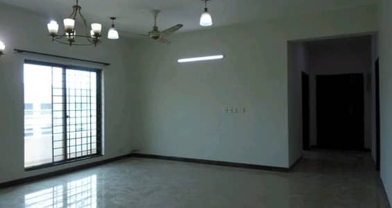 Flat Of 10 Marla Available For sale In Askari 11