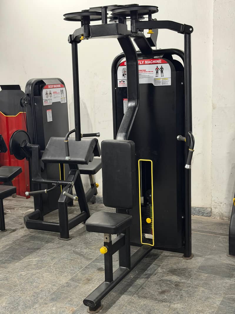 Pec Deck Machine || Hack Squat Machine || Calf Raise Machine 3