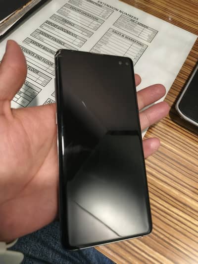 Samsung S10 Plus Dotted