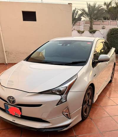 toyota prius 2017 model 2021 import isb registered
