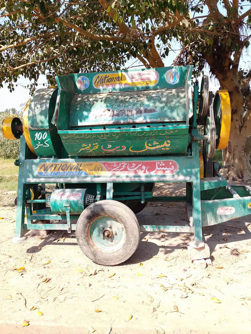 tractor wheat threshor 2