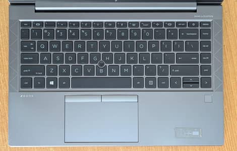 Hp Zbook firefly i5 11th gen (03070438504)