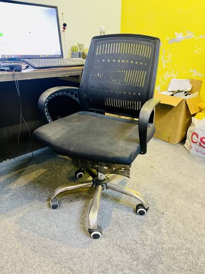 Used Office Revolving Chwirs for Sale!