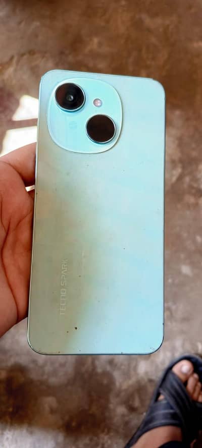 Tecno spark go 1