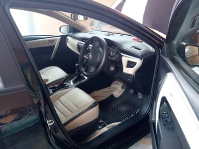 Toyota corolla GLI ,  ONLY DRIVEN 17K KM , just like new car