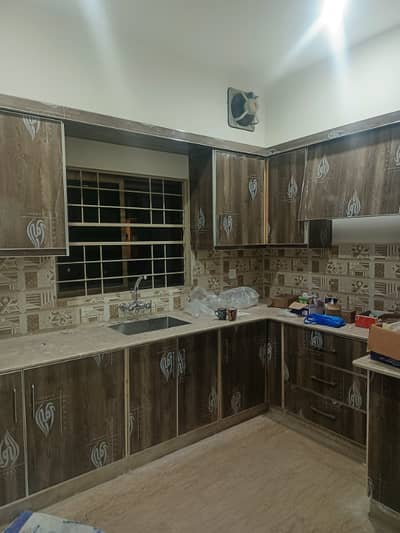 10 Marla lower portion with gass available for rent in jubilee Town Lahore