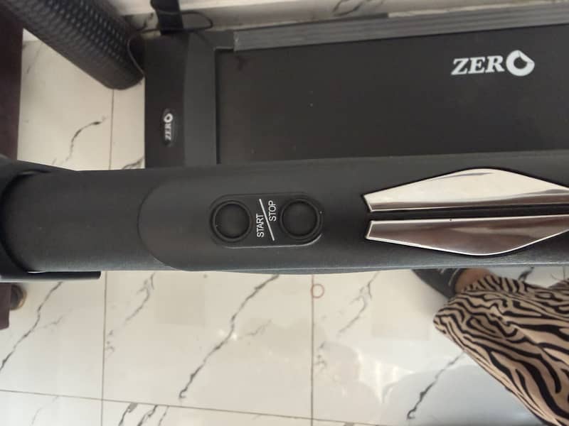 Treadmill running machine 5