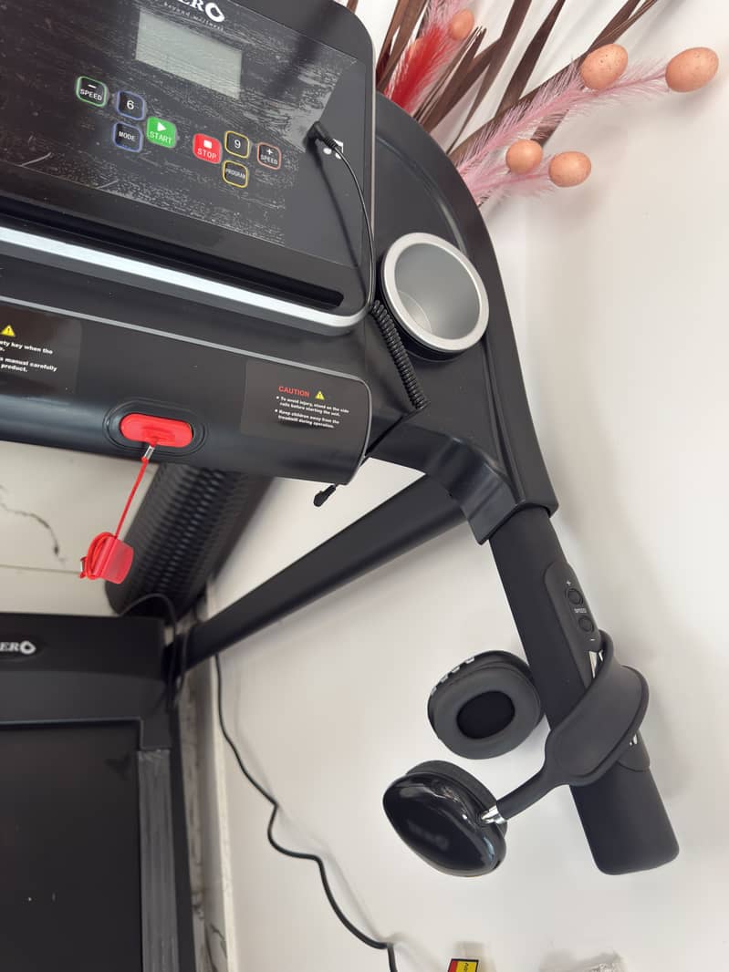 Treadmill running machine 6