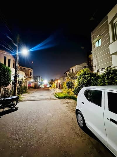 7.5 Marla Double Story House For Rent Wapda Town Phase 1