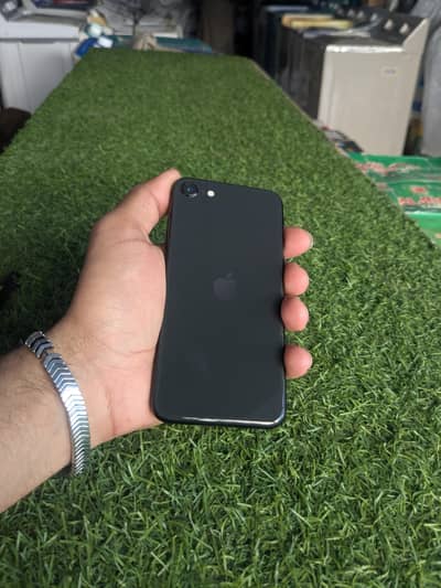 iphone se2020 urgent for sale