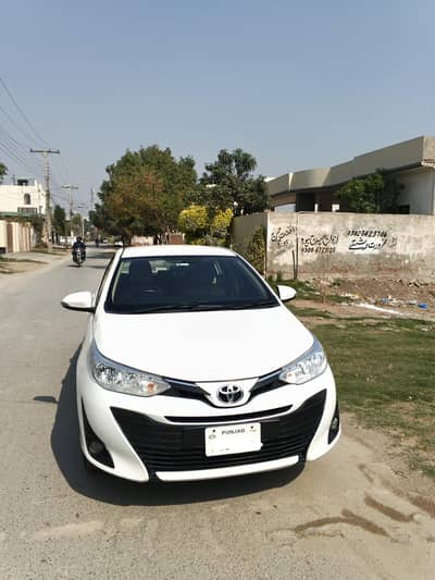 TOYOTA YARIS ATIV 1.3 CVT