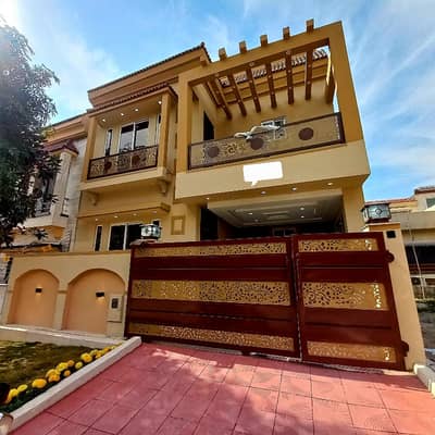 05 Marla Boulevard Brand New Double Unit House For Sale