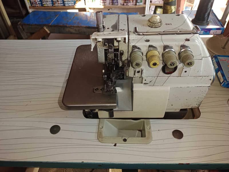 overlock/piko machine 0